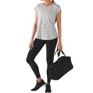 LULULEMON ATHLETICA Lost In Pace Short Sleeve Size 8